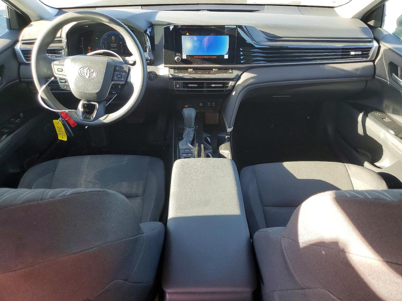 2025 TOYOTA CAMRY