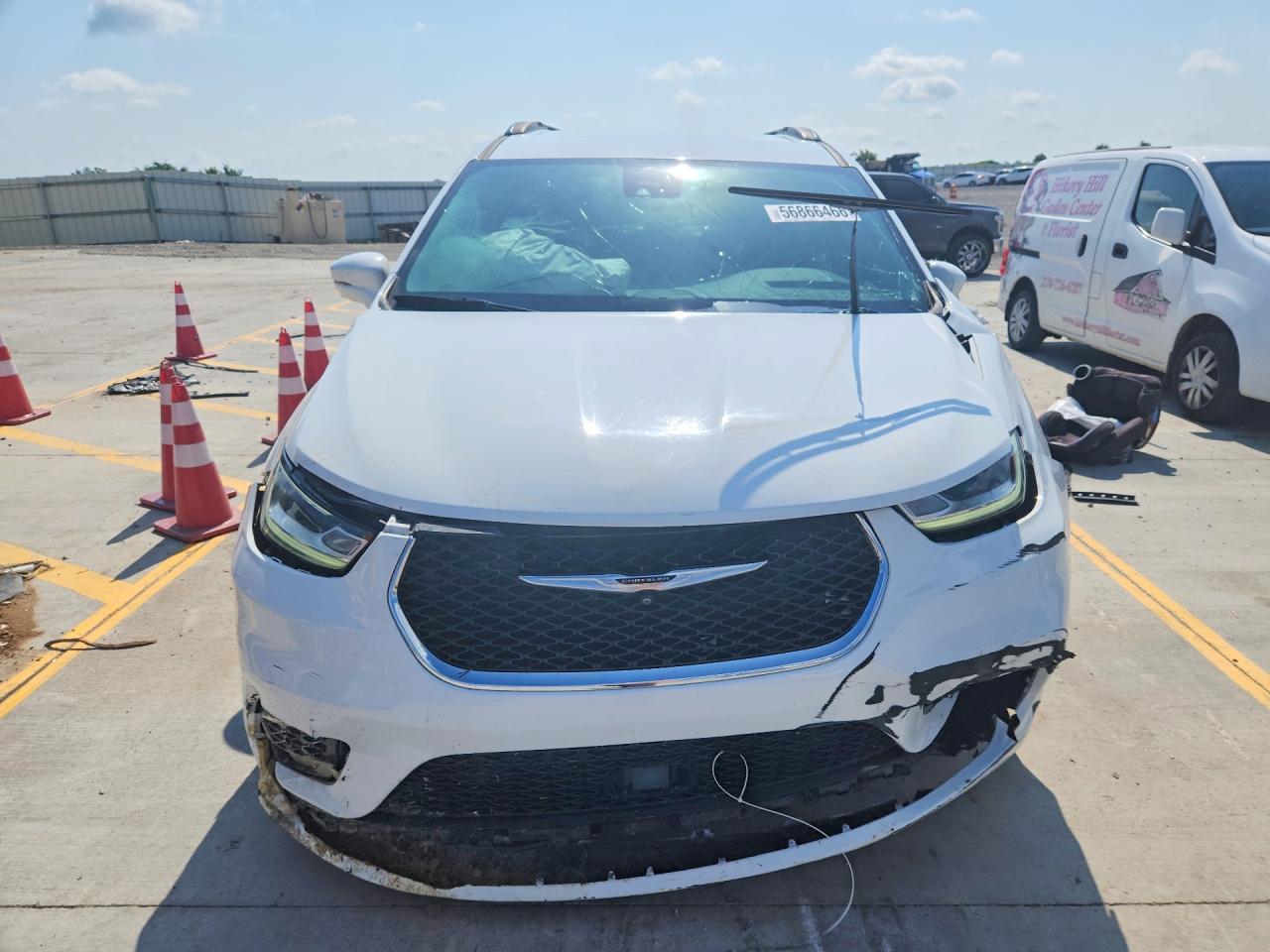 2022 CHRYSLER PACIFICA