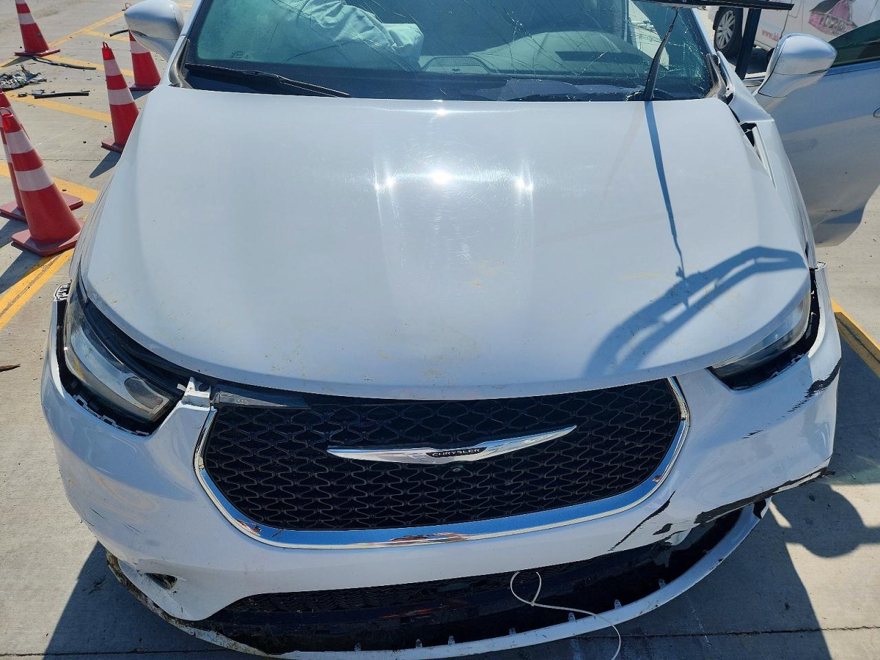 2022 CHRYSLER PACIFICA