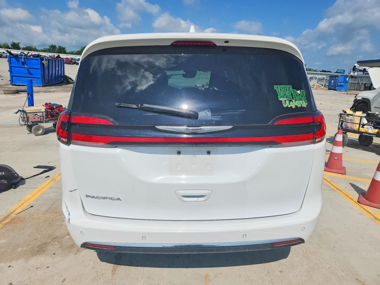 2022 CHRYSLER PACIFICA