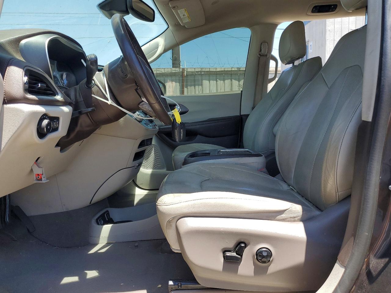 2021 CHRYSLER PACIFICA