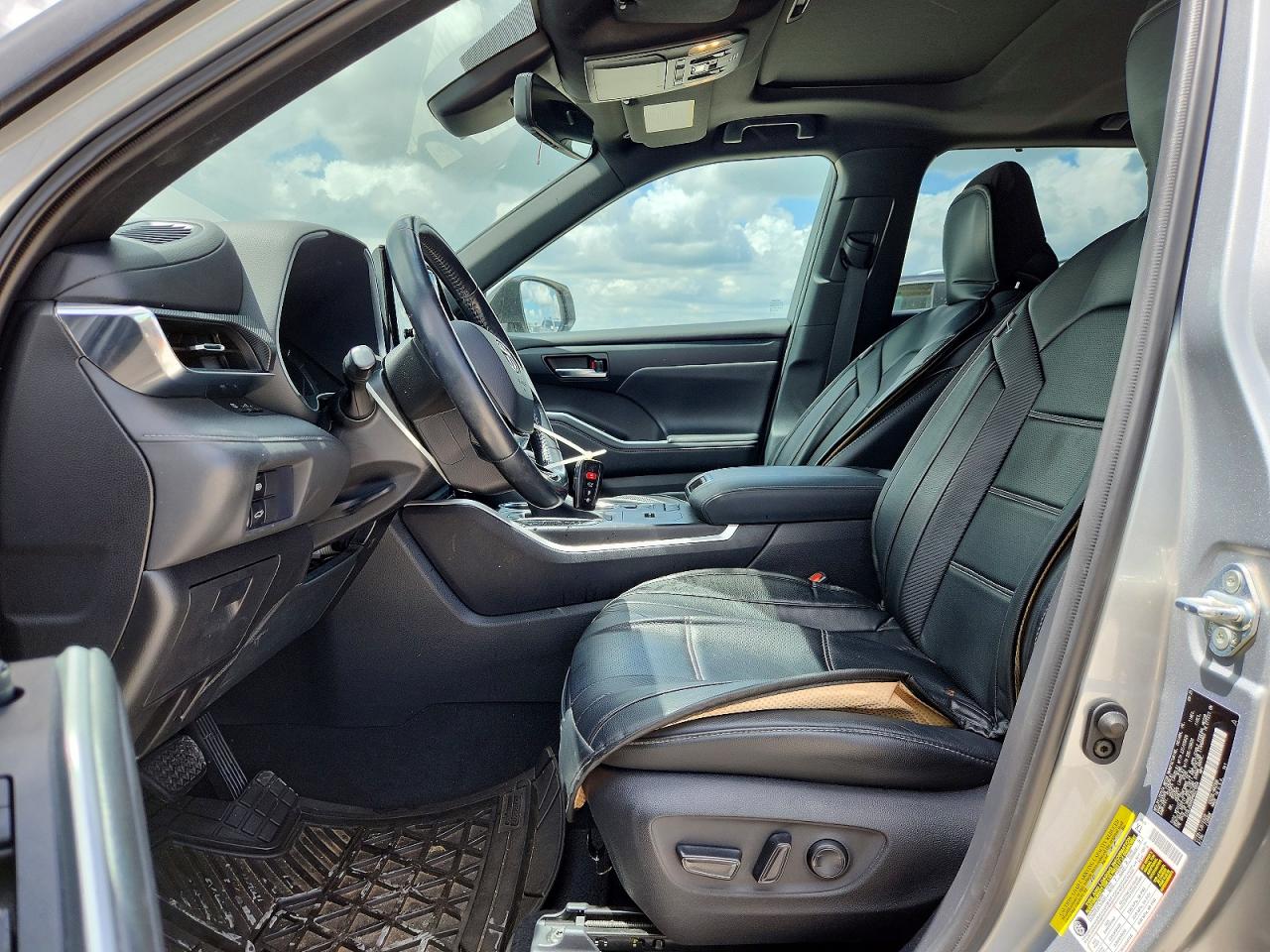 2021 TOYOTA HIGHLANDER