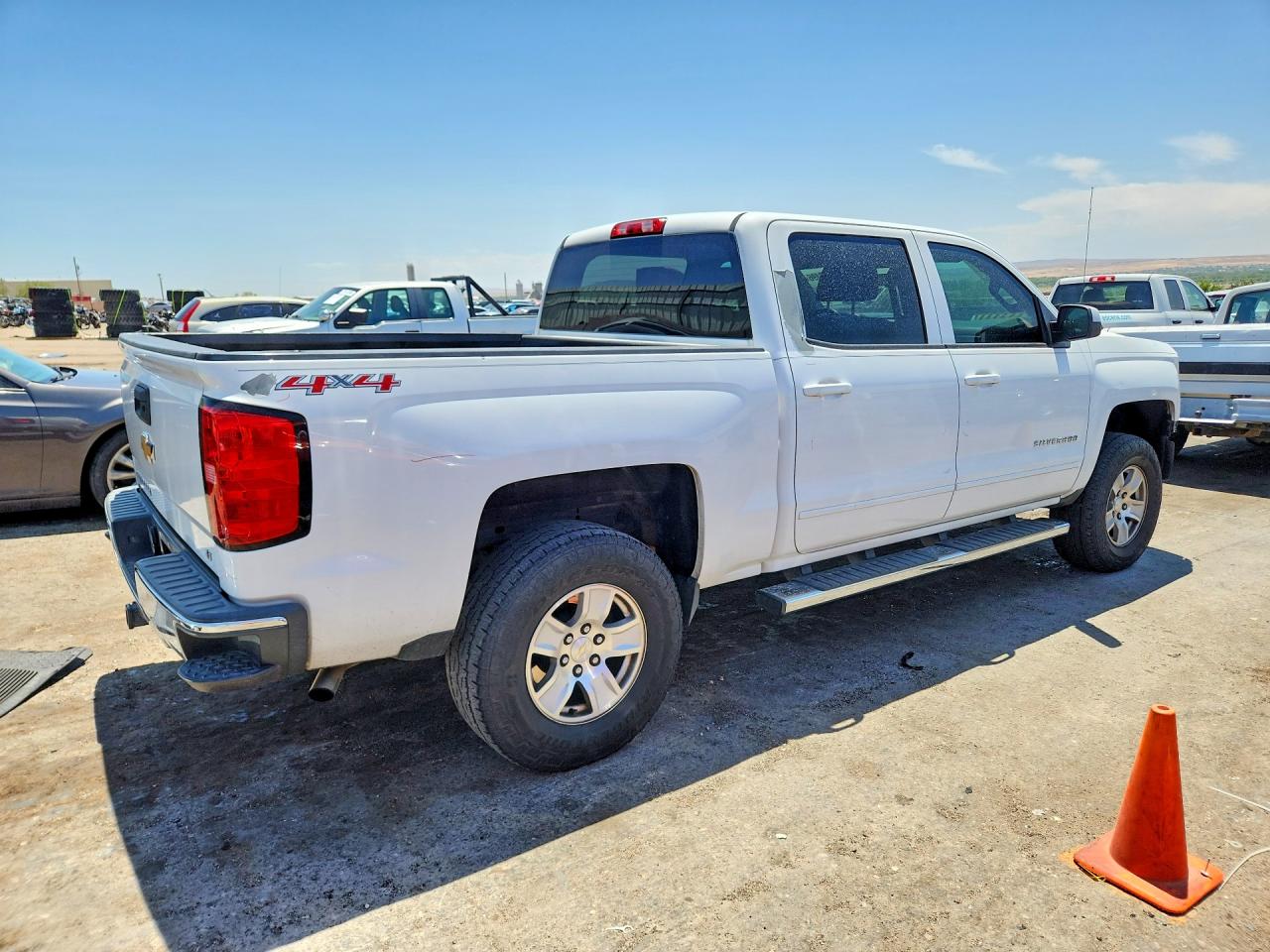 2015 CHEVROLET SILVERADO