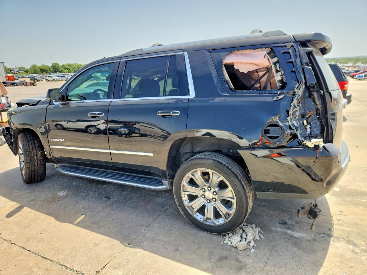 2015 GMC YUKON
