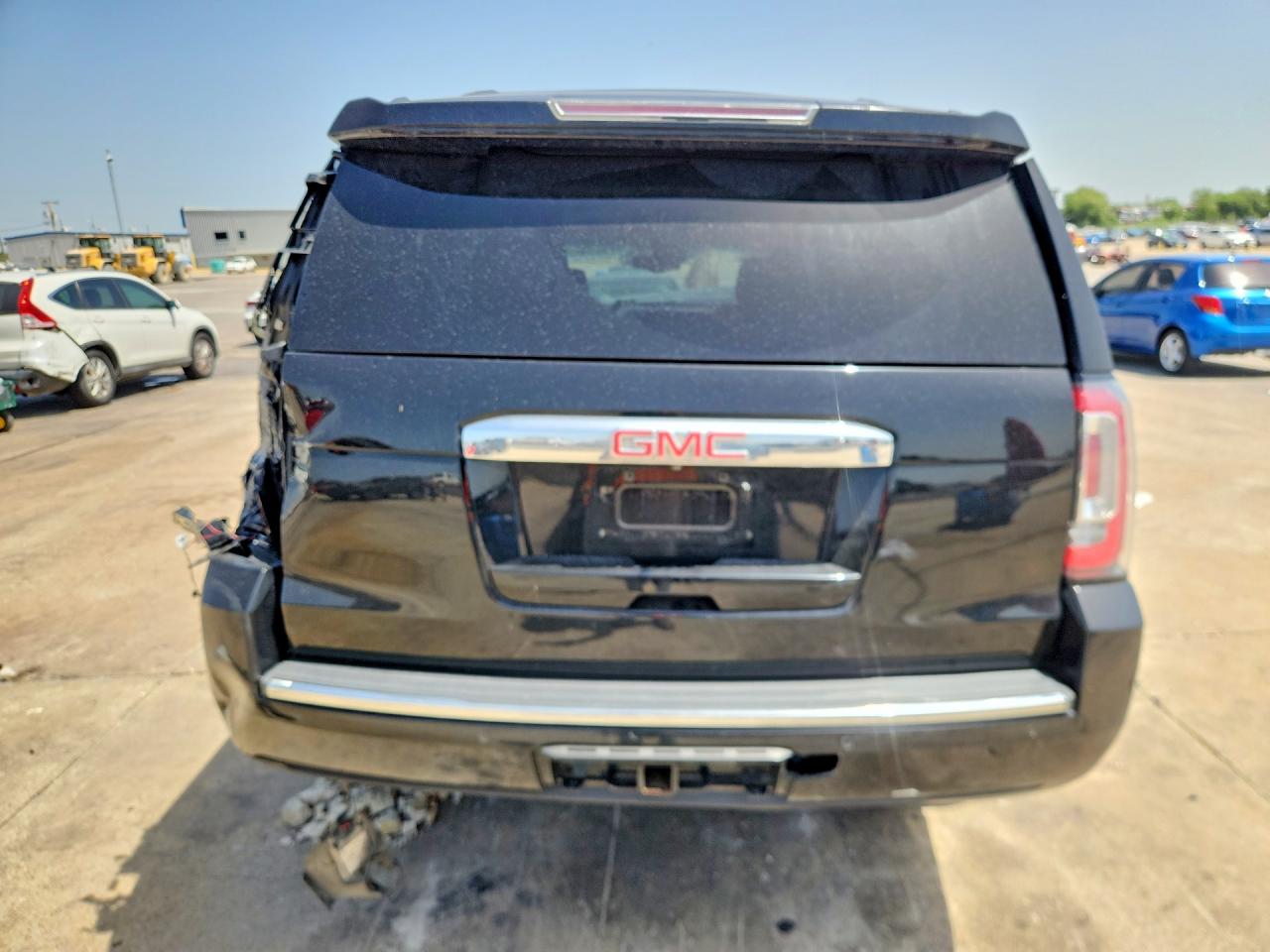 2015 GMC YUKON