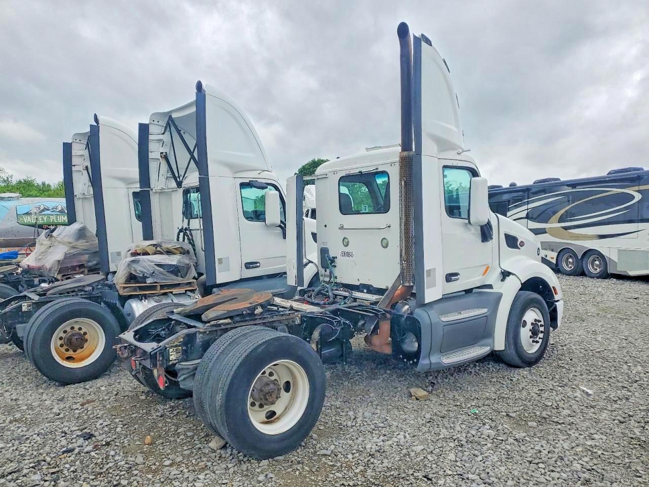 2017 PETERBILT ALL OTHER