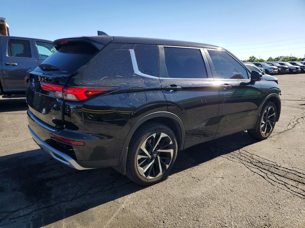2024 MITSUBISHI OUTLANDER