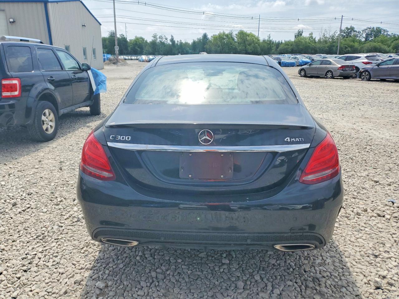 2015 MERCEDES-BENZ C-CLASS