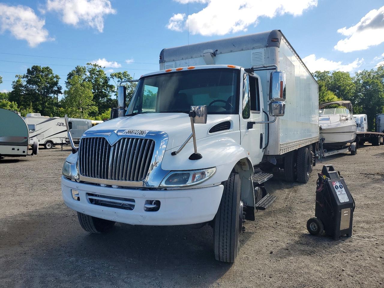 2005 INTERNATIONAL 4000 SERIE