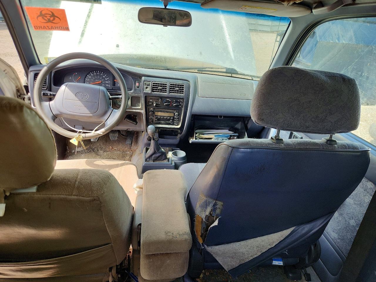 2000 TOYOTA TACOMA