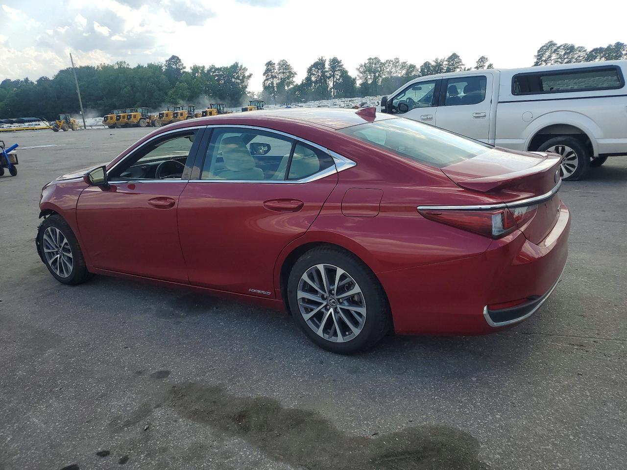 2022 LEXUS ES300