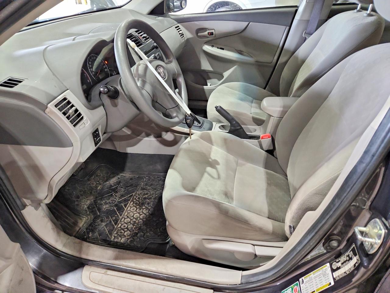 2009 TOYOTA COROLLA