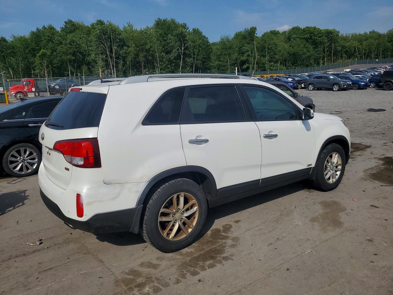 2014 KIA SORENTO