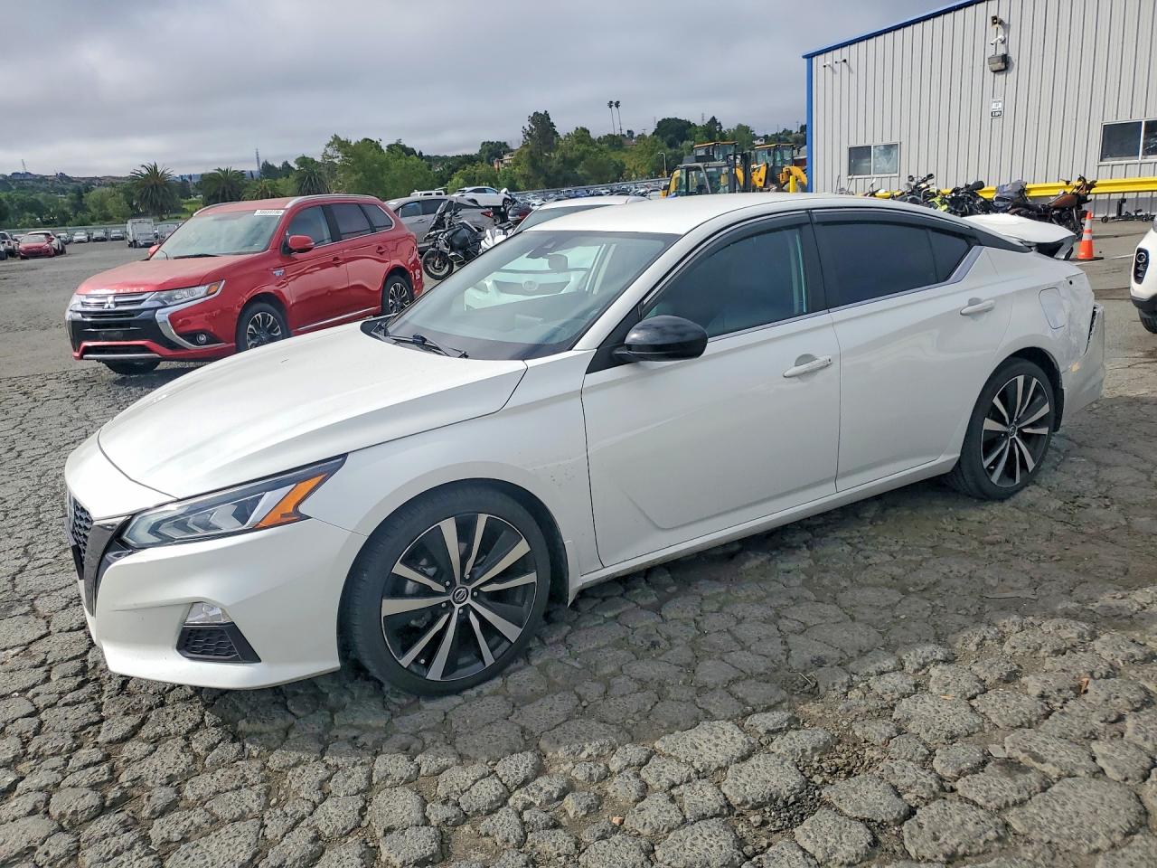 2022 NISSAN ALTIMA