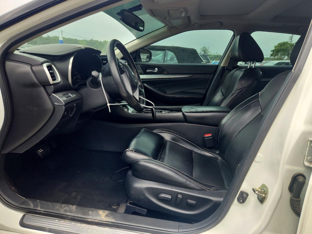 2017 NISSAN MAXIMA