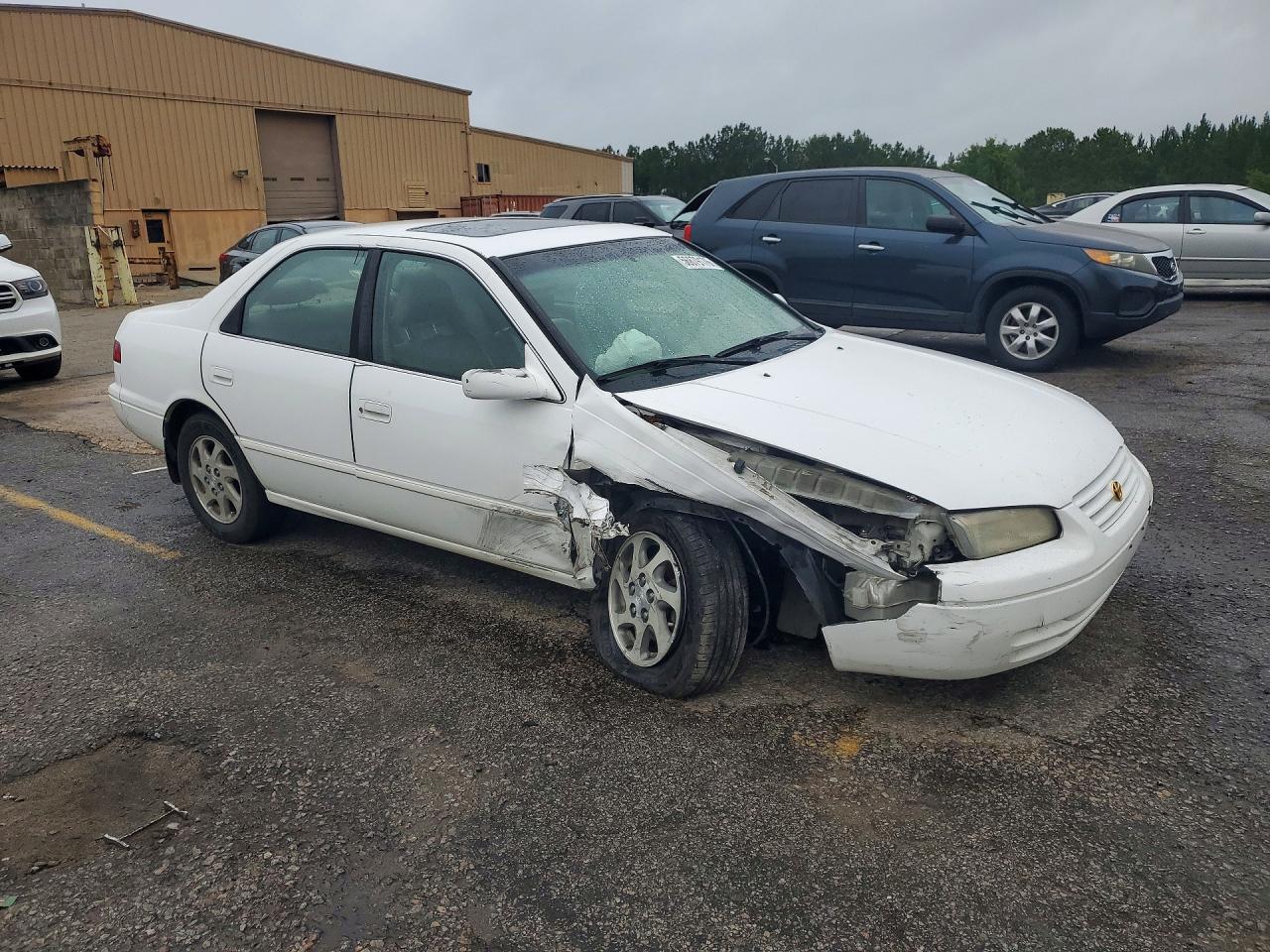 1998 TOYOTA CAMRY