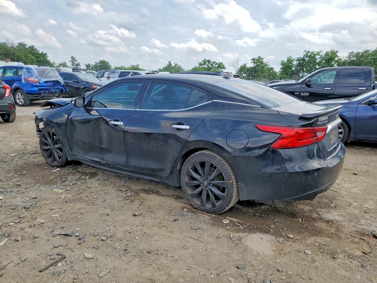 2017 NISSAN MAXIMA