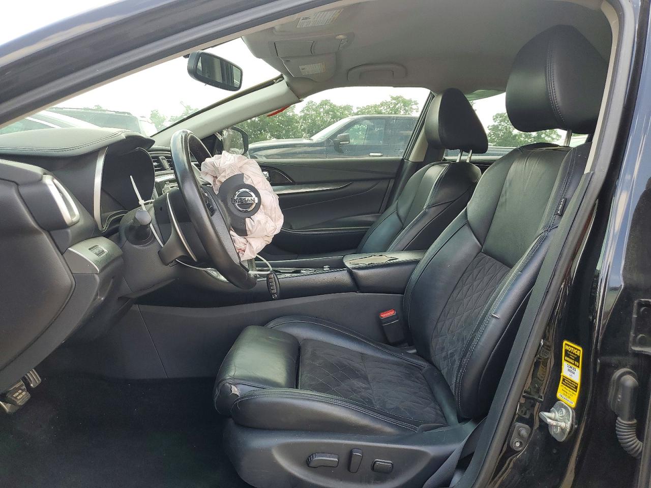 2017 NISSAN MAXIMA