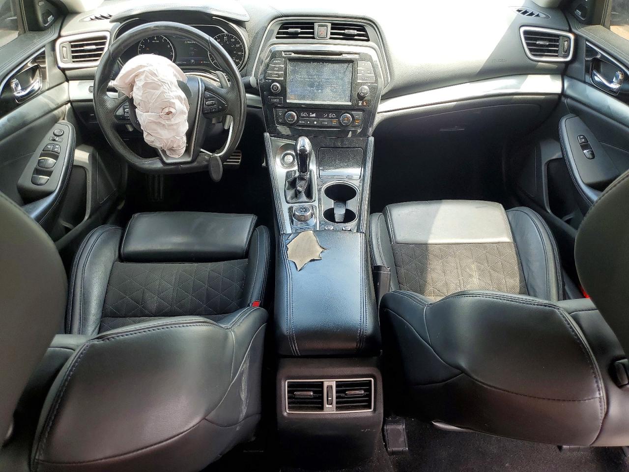 2017 NISSAN MAXIMA