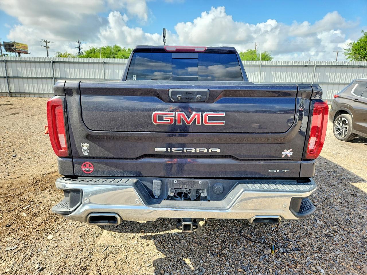 2022 GMC SIERRA