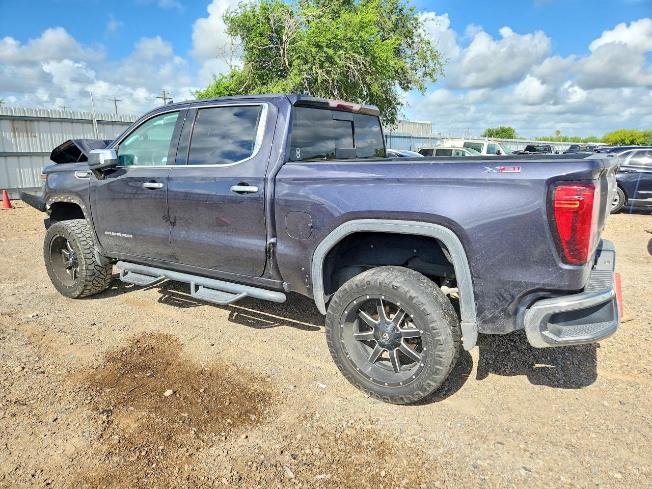 2022 GMC SIERRA