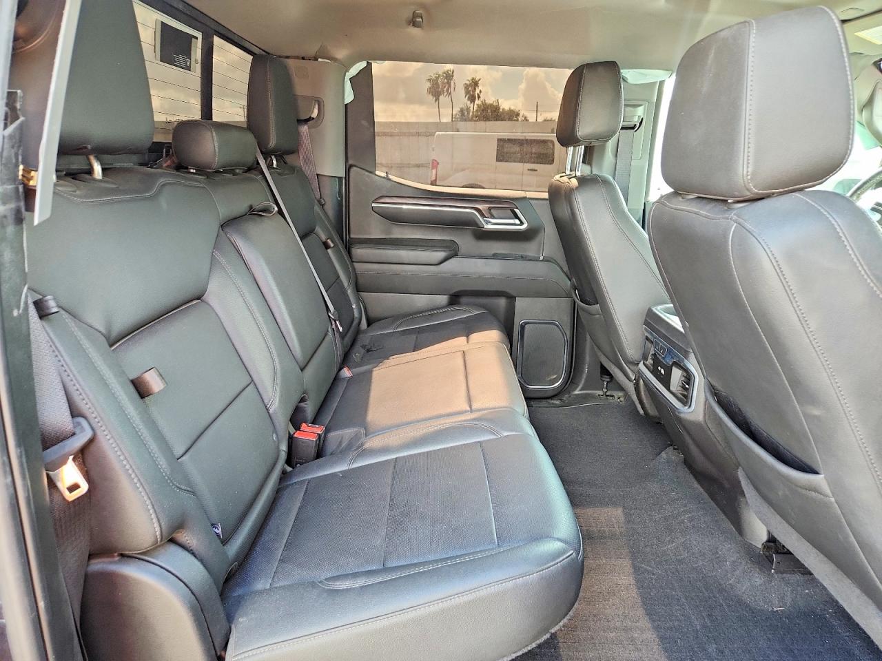 2022 GMC SIERRA