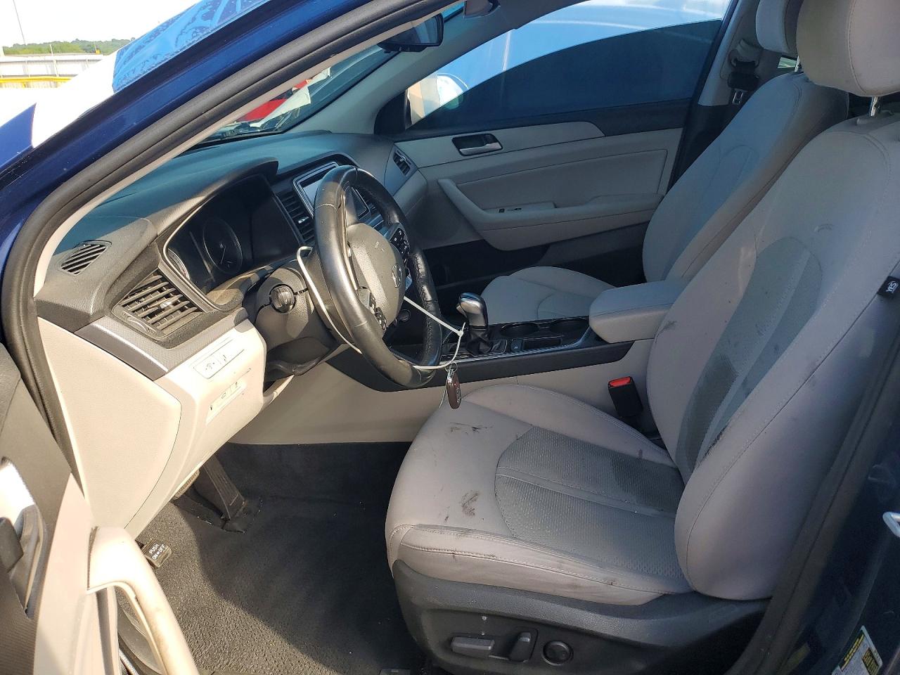 2019 HYUNDAI SONATA