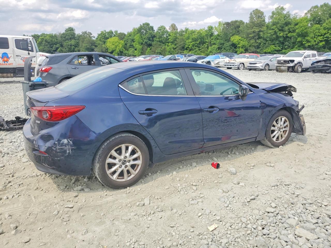 2015 MAZDA 3