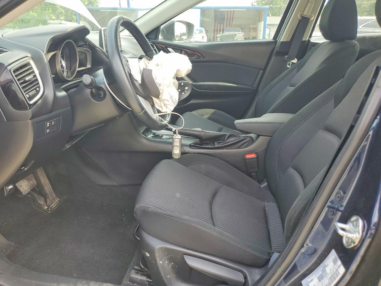 2015 MAZDA 3
