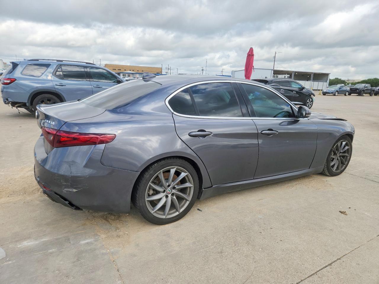 2017 ALFA ROMEO GIULIA