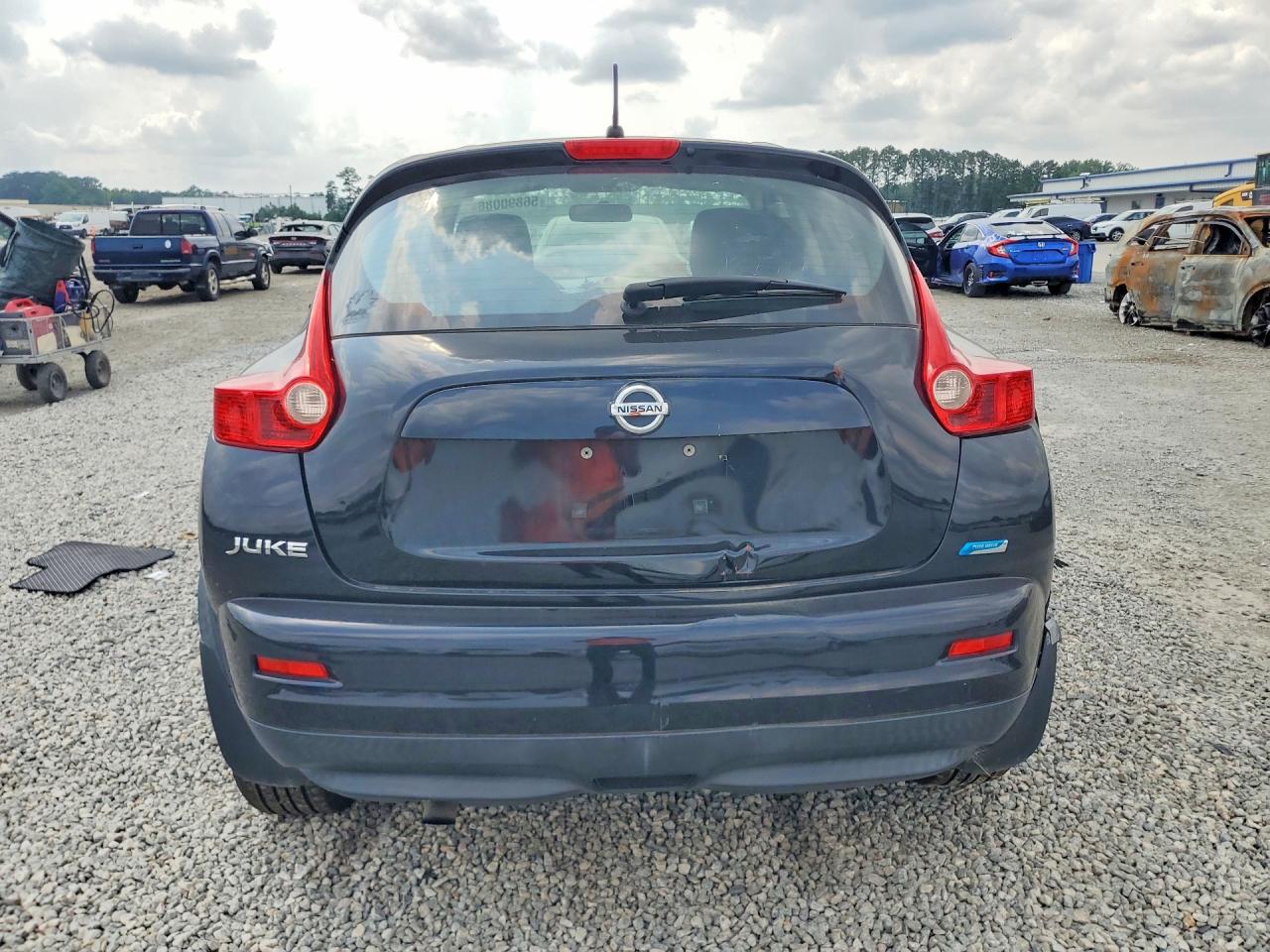 2014 NISSAN JUKE