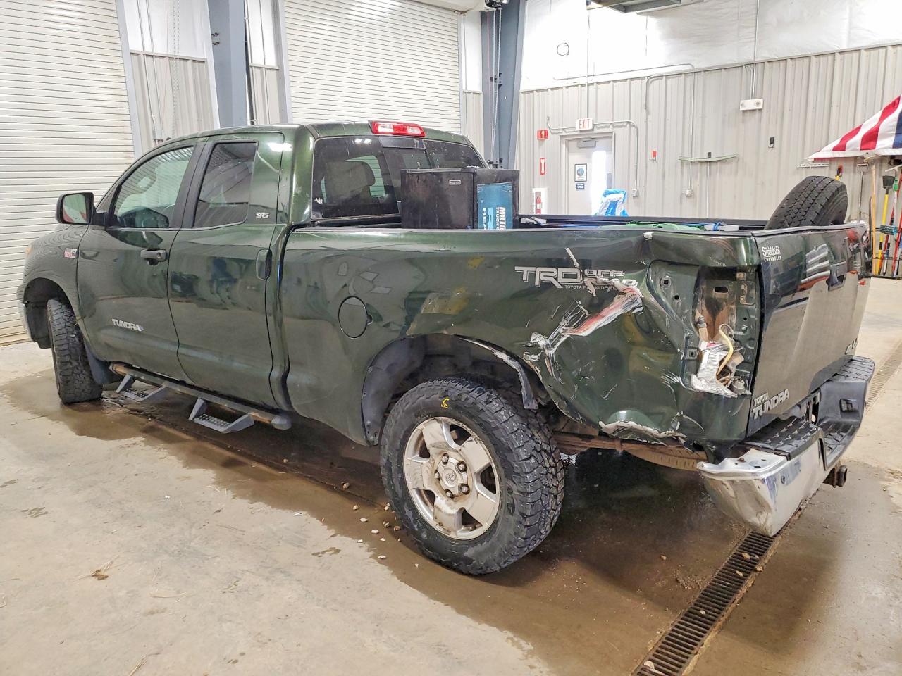 2010 TOYOTA TUNDRA