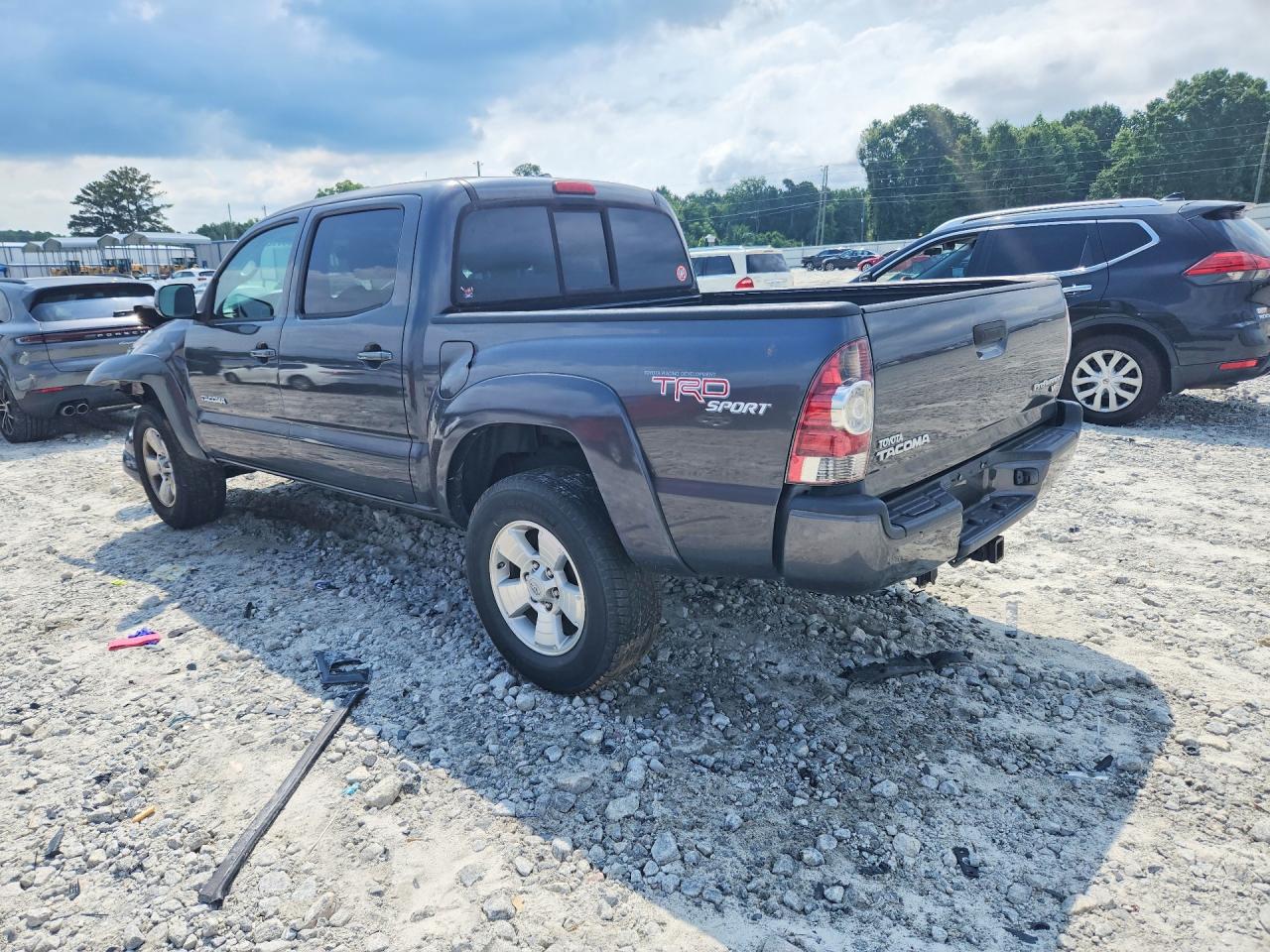 2011 TOYOTA TACOMA