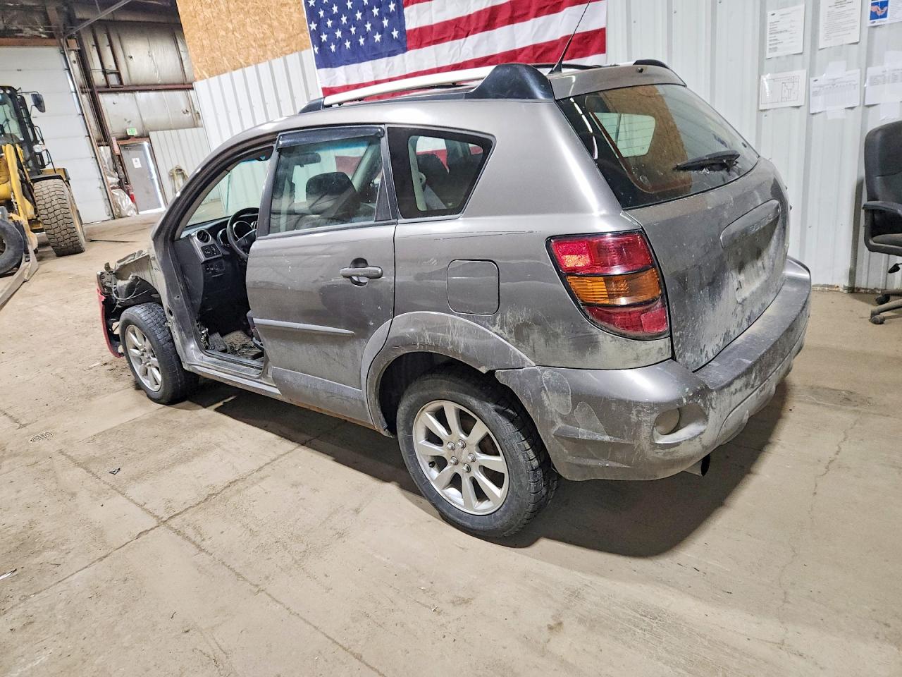 2004 PONTIAC VIBE