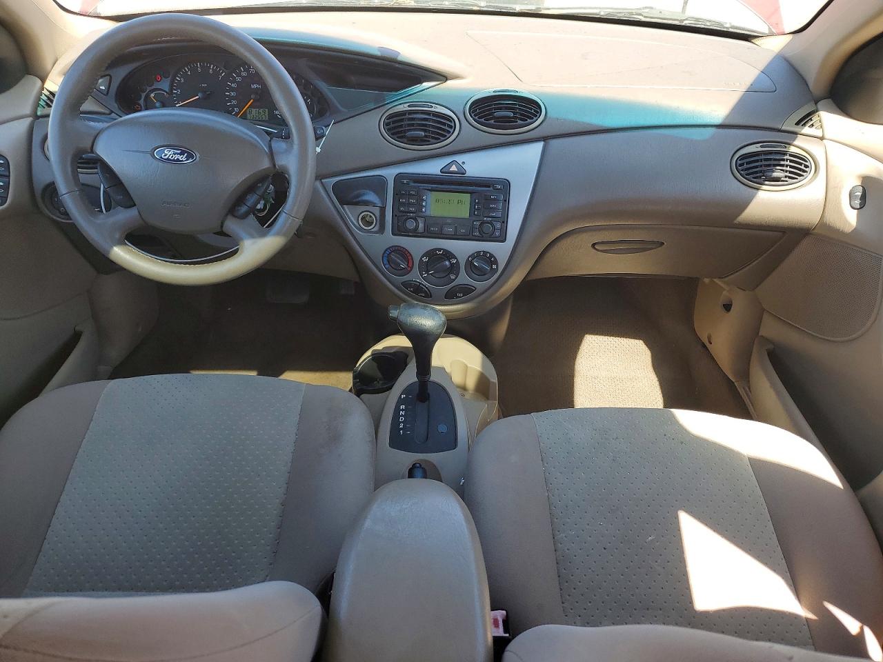 2004 FORD FOCUS