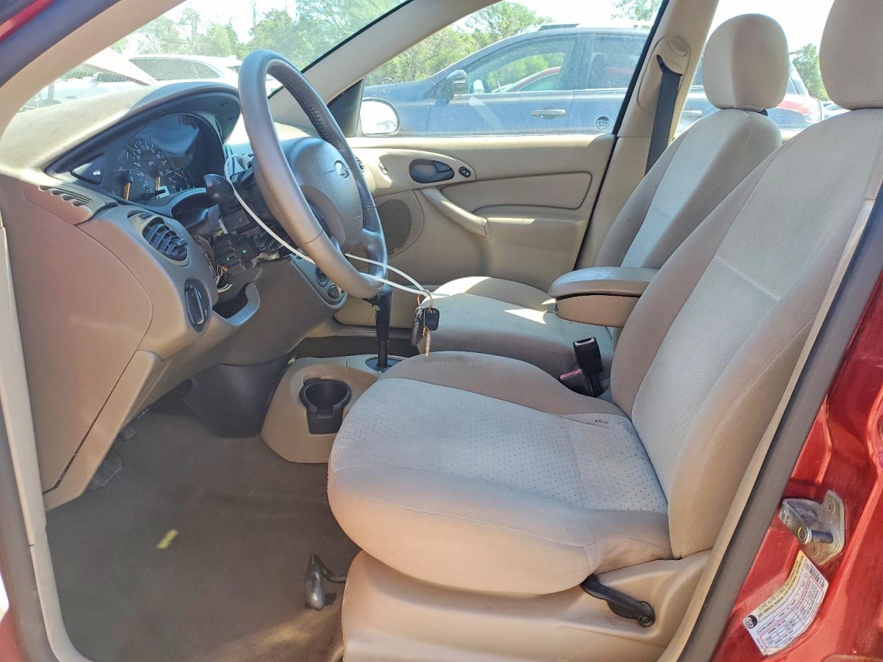 2004 FORD FOCUS