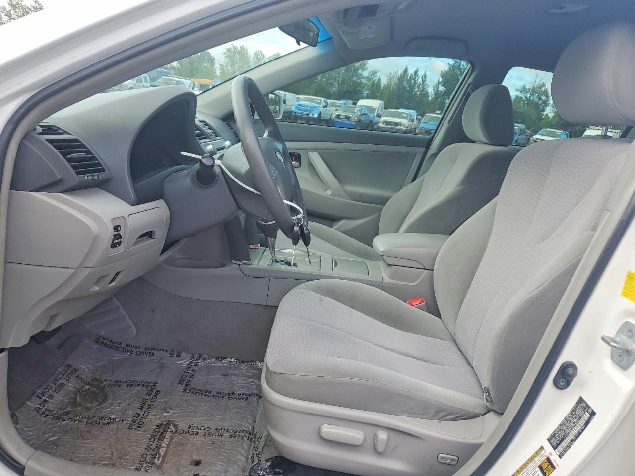 2011 TOYOTA CAMRY