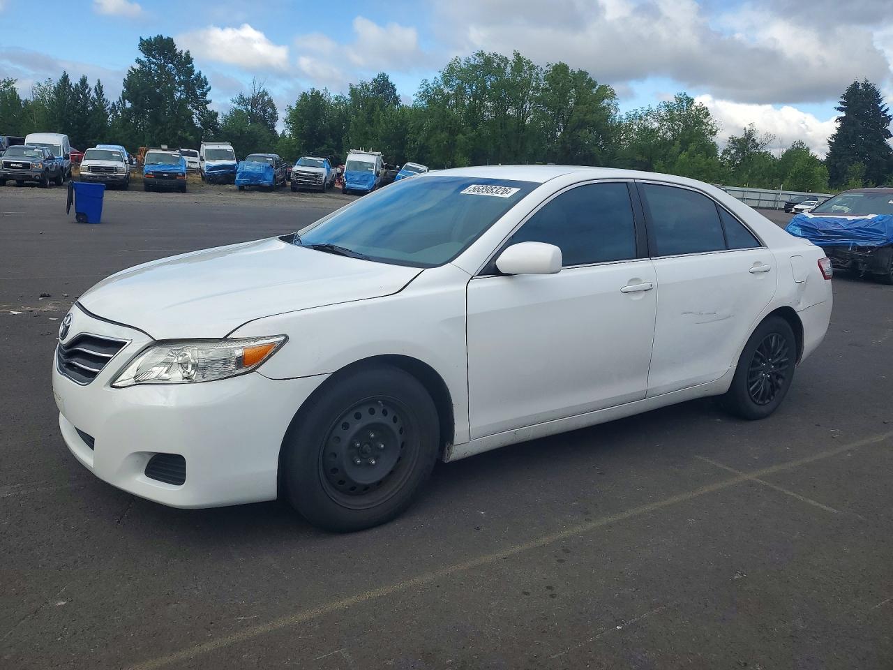 2011 TOYOTA CAMRY