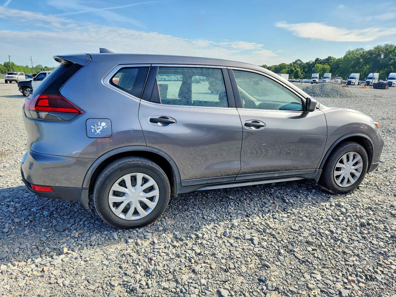 2018 NISSAN ROGUE