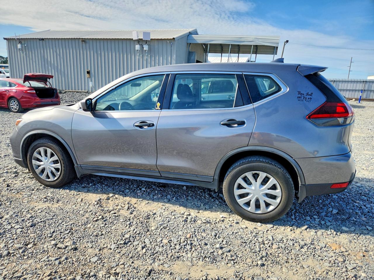 2018 NISSAN ROGUE