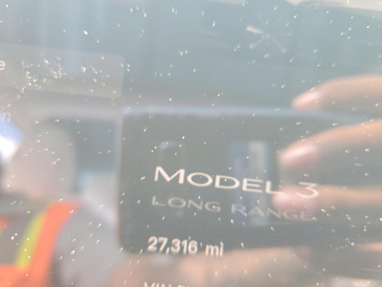 2025 TESLA MODEL 3