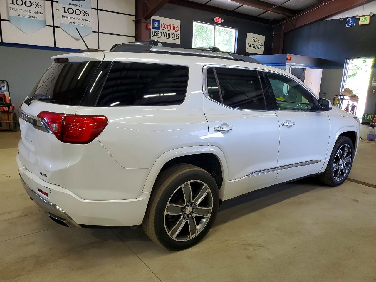 2017 GMC ACADIA DEN