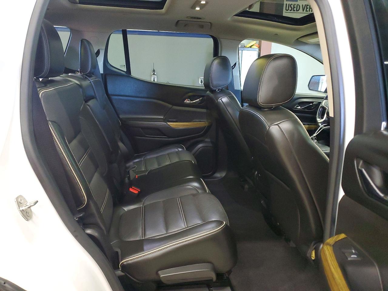 2017 GMC ACADIA DEN