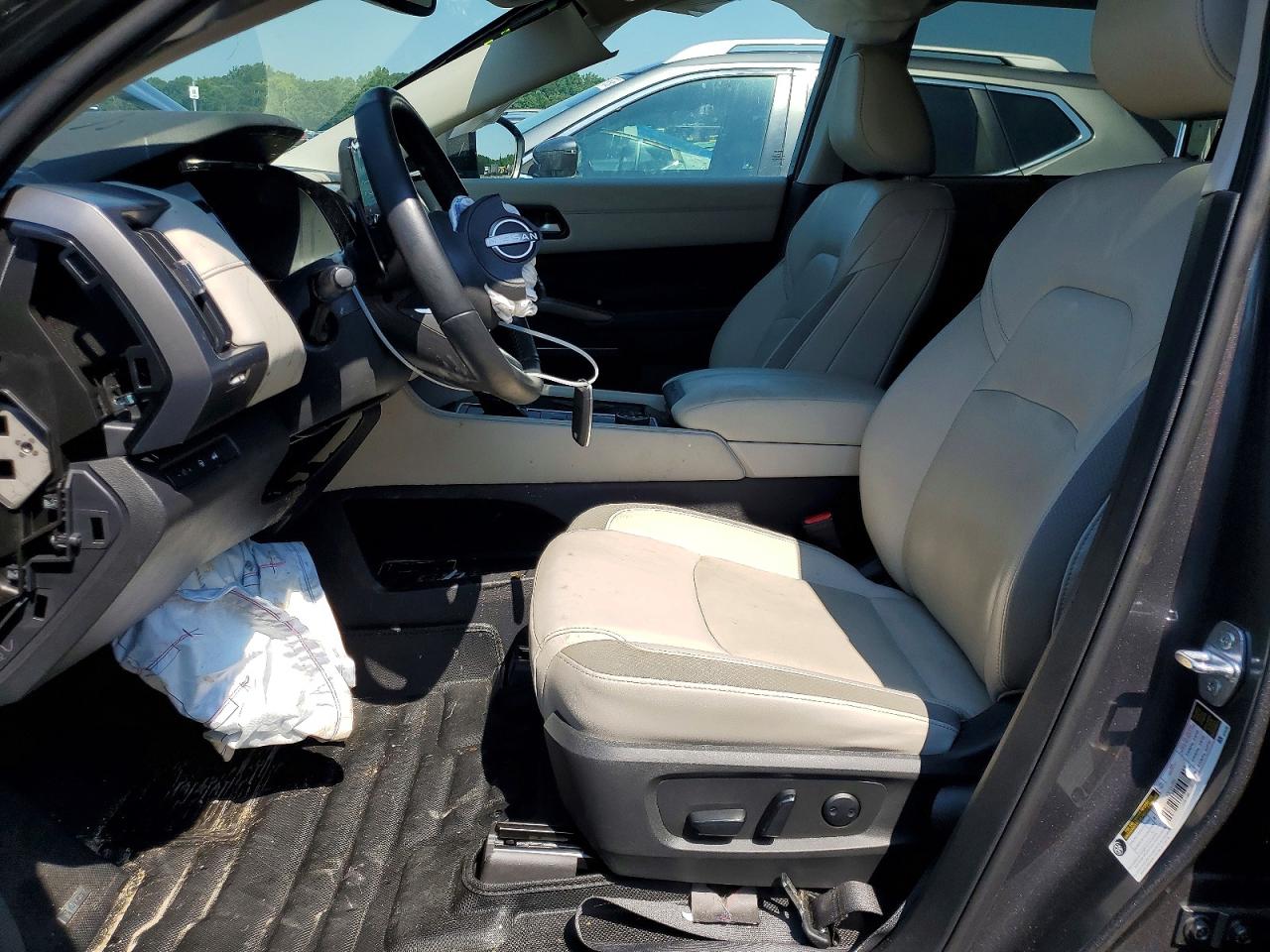 2022 NISSAN PATHFINDER