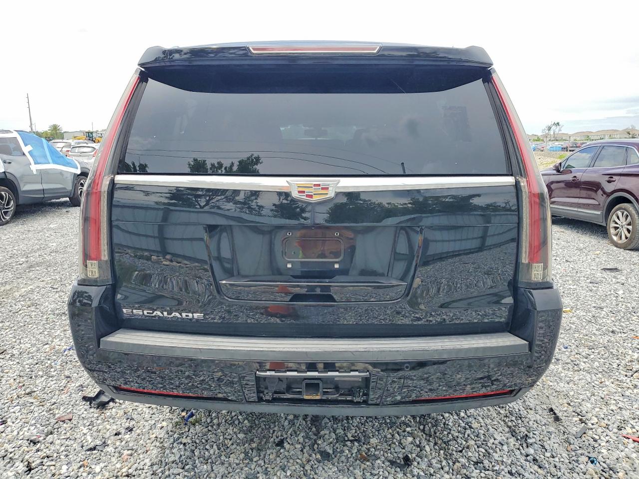 2018 CADILLAC ESCALADE