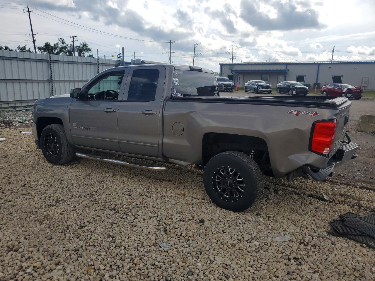 2017 CHEVROLET SILVERADO
