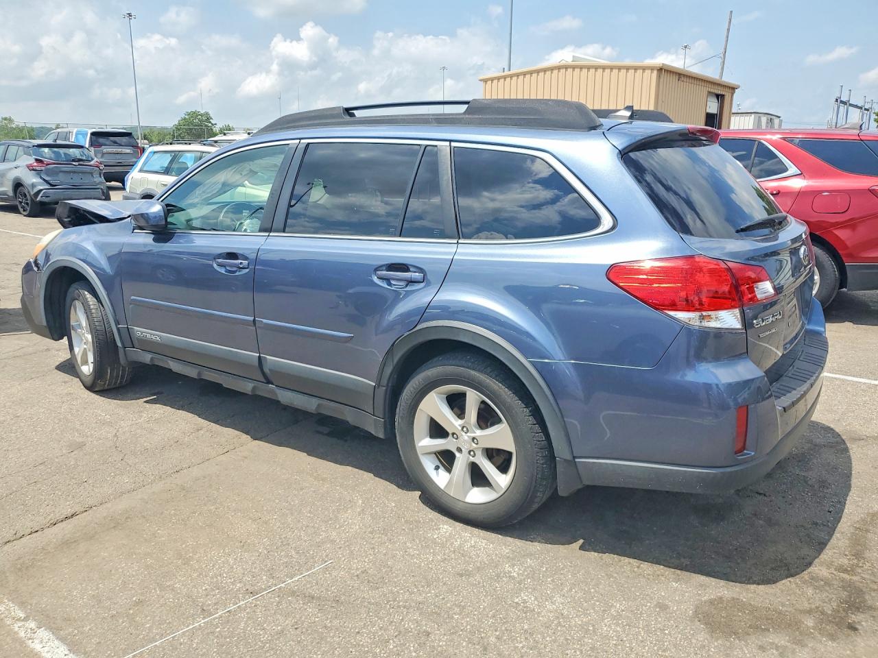 2013 SUBARU OUTBACK
