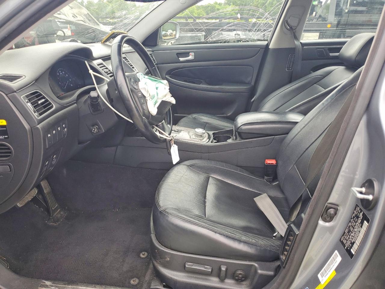 2014 HYUNDAI GENESIS