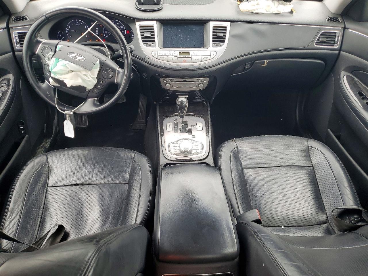 2014 HYUNDAI GENESIS