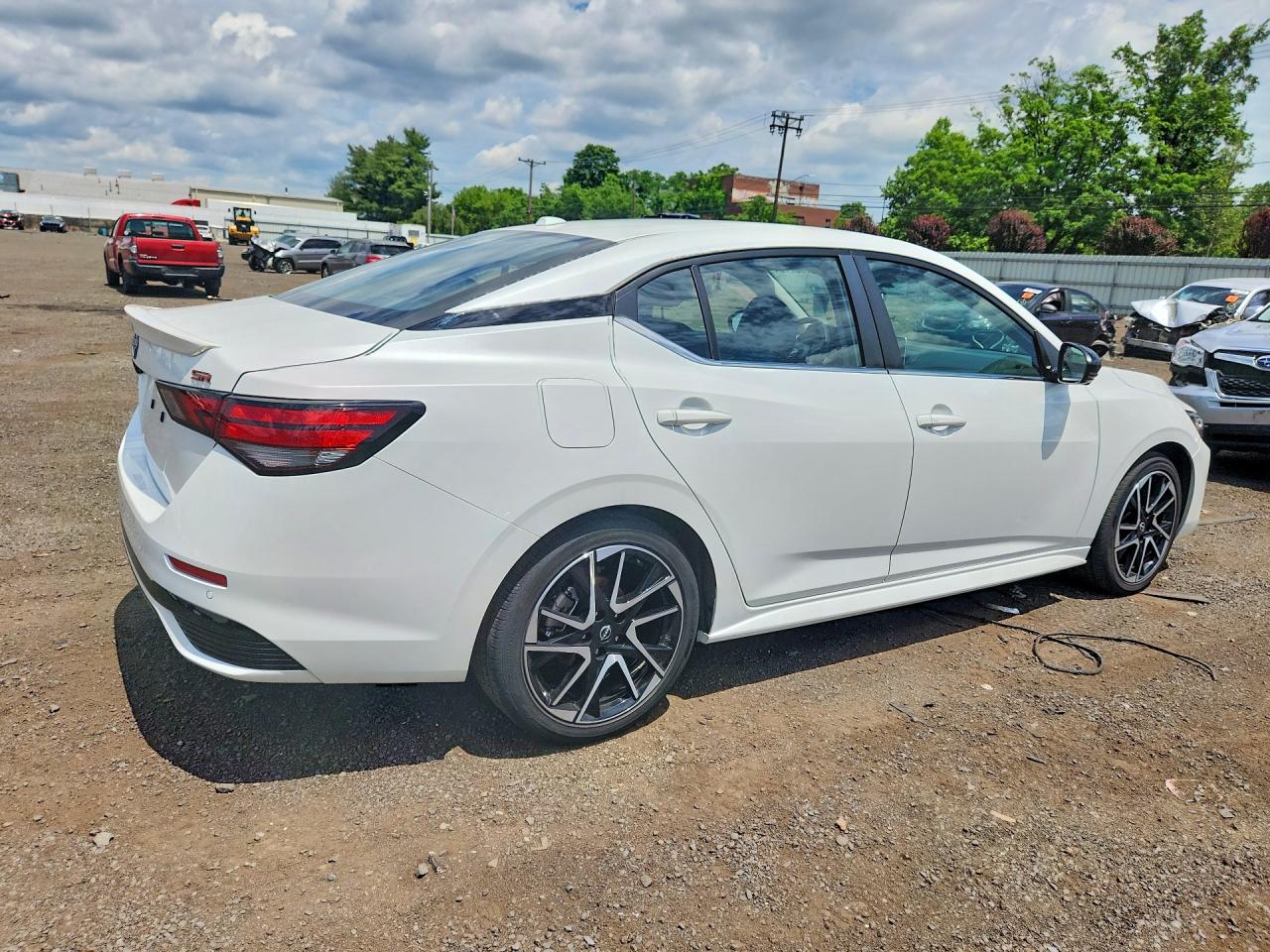 2024 NISSAN SENTRA